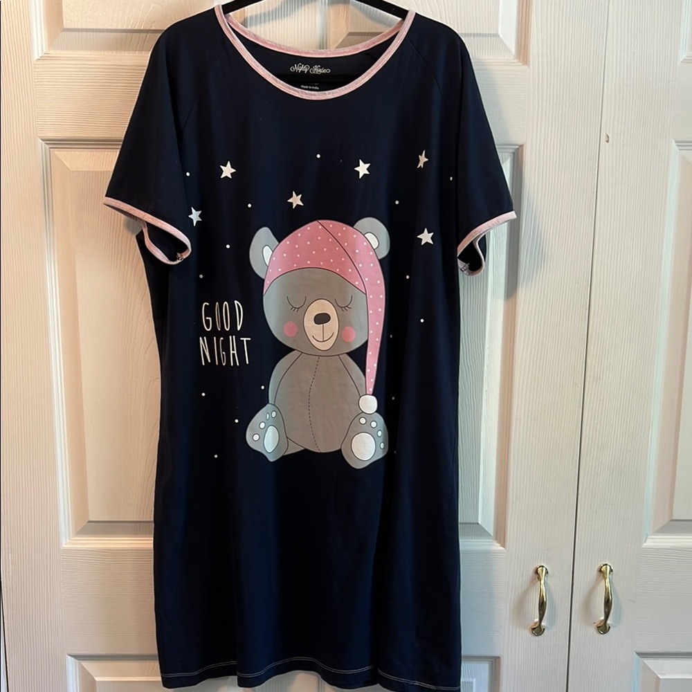 Adorable. 100% Cotton Navy Nightgown with Bear and Star Design-almost new.